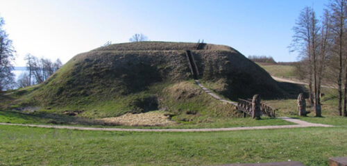 Plemončiškės kalvomis (Plemončiškė, Lazdijų raj.)
