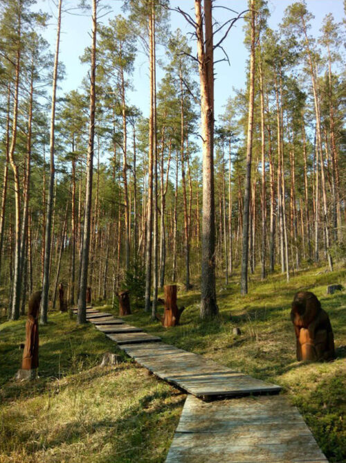 Šarkiškių skulptūrų takas (Joniškis, Vilniaus raj.)