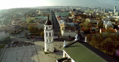 Vilniaus senamiesčio keliais (Vilnius, Lukiškių aikštė)