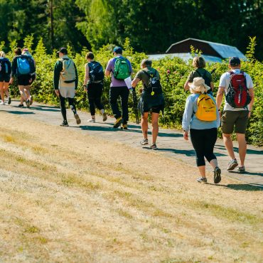 Aukštadvaris. Velnio keliais (11km) be Velnio duobės